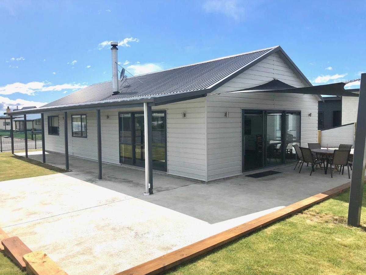 Modern, Functional And Central Twizel Exterior photo
